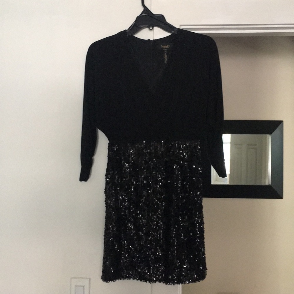 Stunning laundry by shelli segal beaded dress